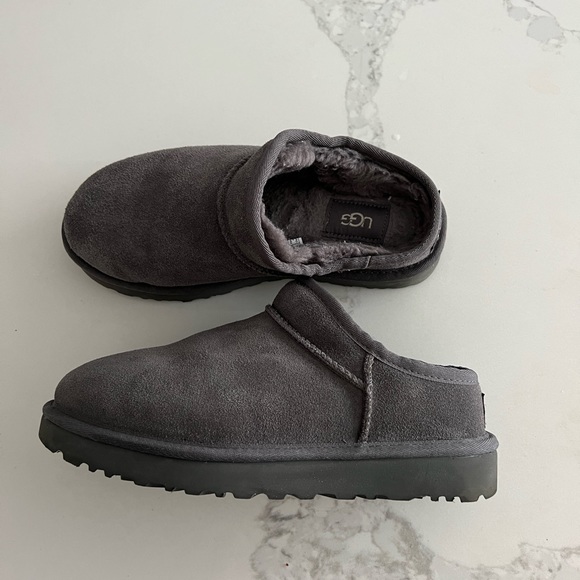 UGG Shoes - UGG Mini Classic Slip On